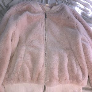 Fashion Nova cropped zip up sweater.